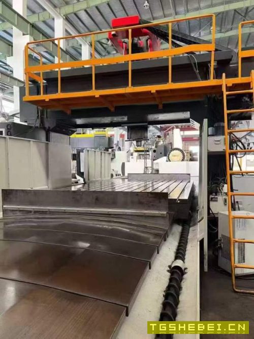 台湾高峰5131数控龙门，工作台5米2.9米，三轴行程XYZ.