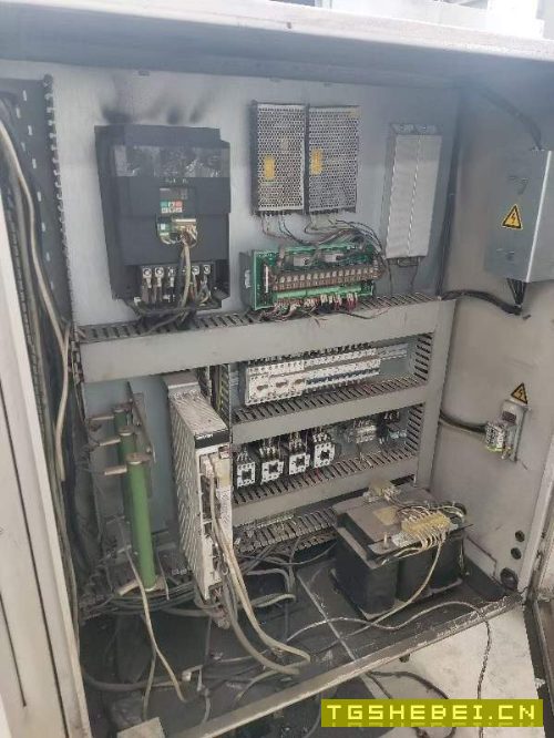 价格很便宜出售2010年沈阳产CAK63135b数控车，大森系.