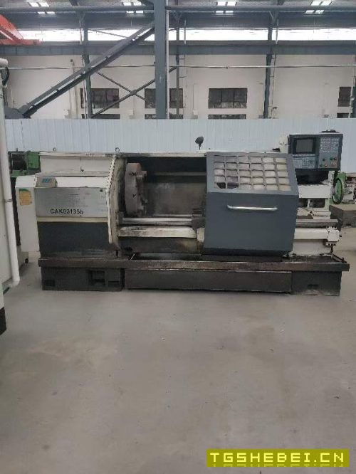 价格很便宜出售2010年沈阳产CAK63135b数控车，大森系.