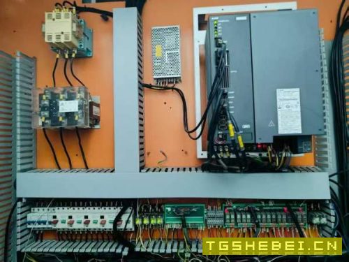 便宜1370新到一台2018年11月兆瑞泽1370加工中心。十吨.