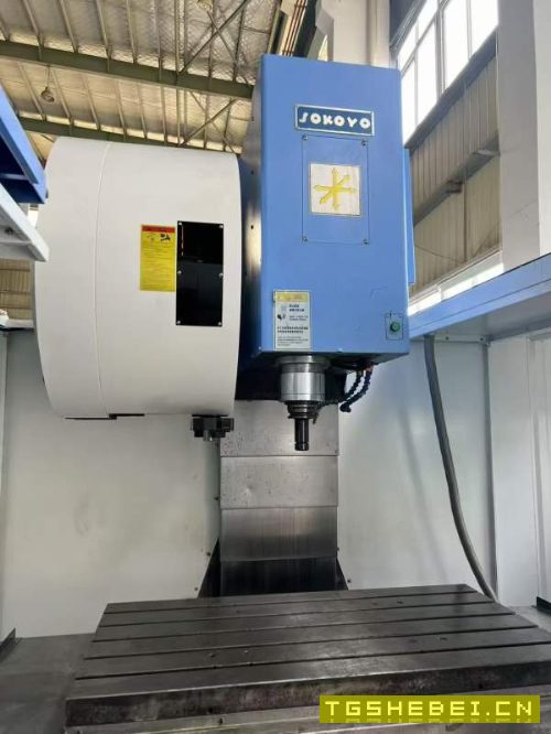 刚刚到货斯可源1270加工中心，BT50主轴皮带8000转，导.