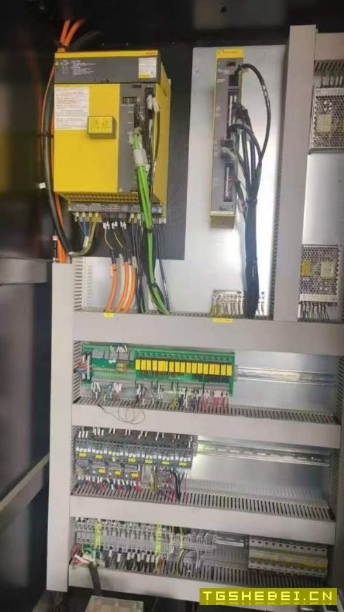 明天提货，能出价的来谈台机正身、买机器送压空机工厂.