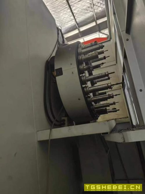 刚刚拿下一台常州玖璋龙腾产800单工位卧加、三轴行程.