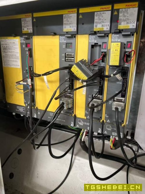 能直接定的联系京元登7028龙门,工作台2.4米7米,门宽.