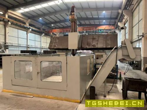 刚刚买下同款二台新瑞3米龙门，工作台2米3米，门宽2.8.