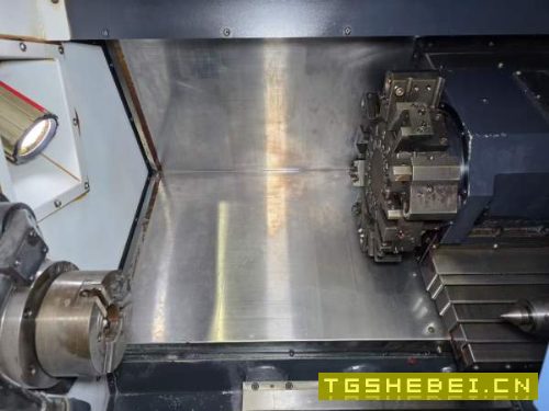 同款两台韩国原装斗山Lynx220LM车削复合，配8寸卡盘带.