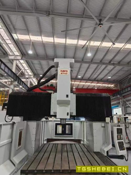 仓库刚到货一台台湾高峰3122数控龙门，a法驱动电机，.