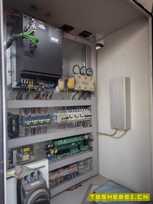 2024年腾阳数控VMC1370数控铣床,三轴行程:1300mm750m.