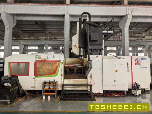 工厂在位野凌3024龙门铣床两线一硬导轨，XY轴55宽线轨.