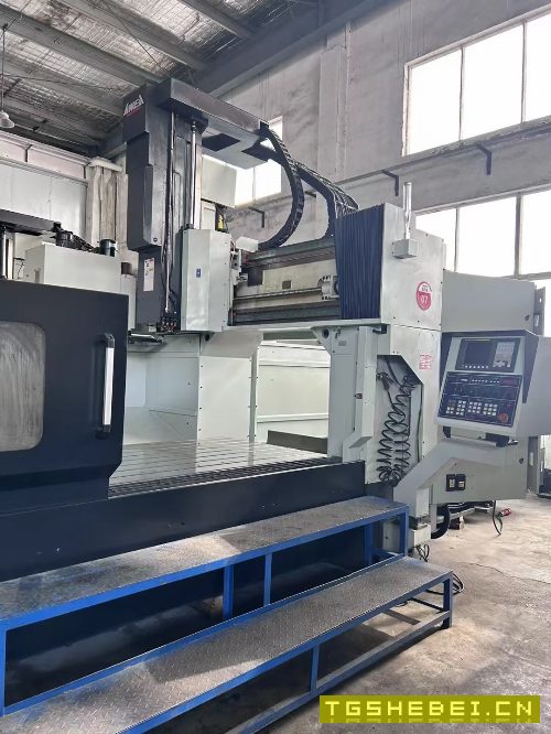 台湾亚威NVP-3015龙门加工中心，发那科MF系统、（1包.