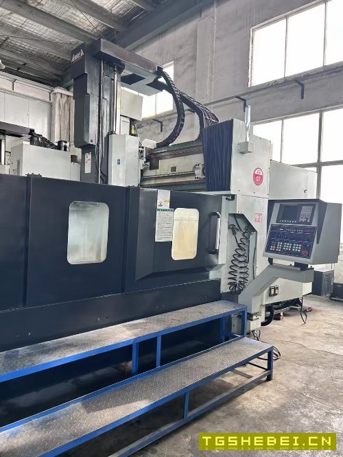 台湾亚威NVP-3015龙门加工中心,发那科MF系统、(1包.