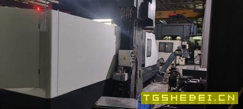 工期快到了台湾高明龙门机型:KCM-2000SV-P三硬轨法兰.