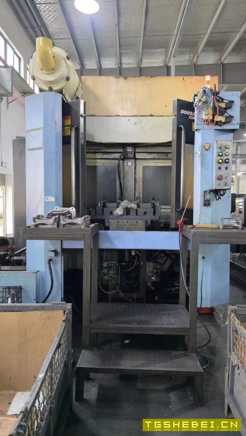 同款5台韩国原装斗山HM500双工位卧加，FANUC31i系统，.