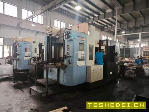 同款5台韩国原装斗山HM500双工位卧加，FANUC31i系统，.