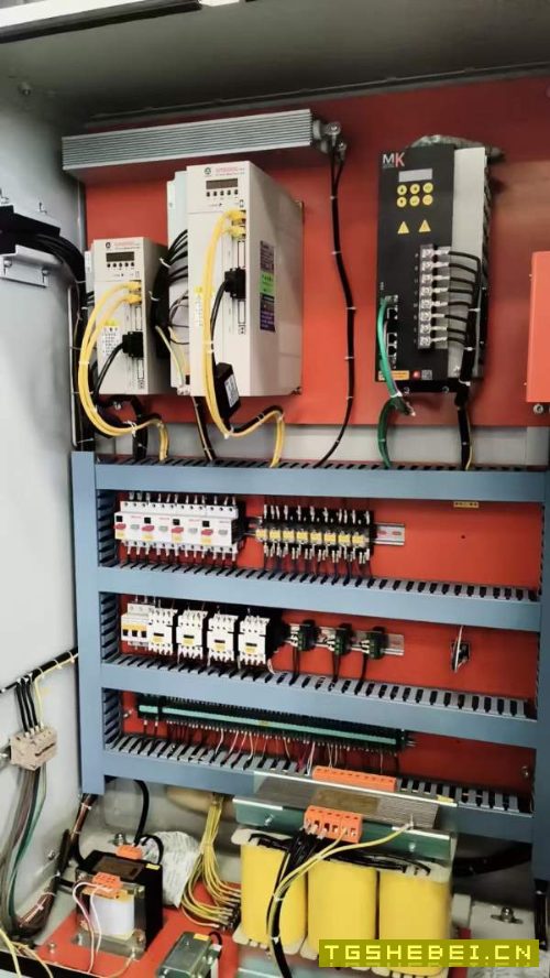 宝鸡HK80B/1米数控车床,款的6180,整体床身,2023年7.