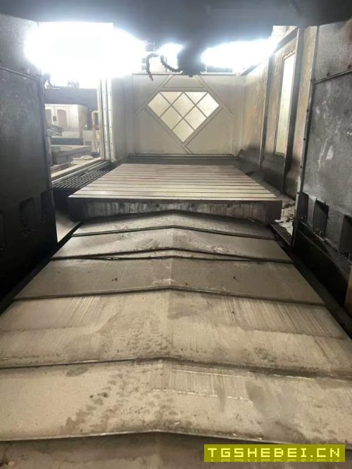 西安工厂海天GLU13两米龙门，工作台，三轴线规，主轴B.