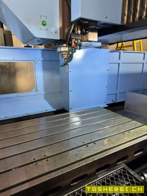 2025年斯可源2013龙门加工中心,准新机工作台1米2米,.