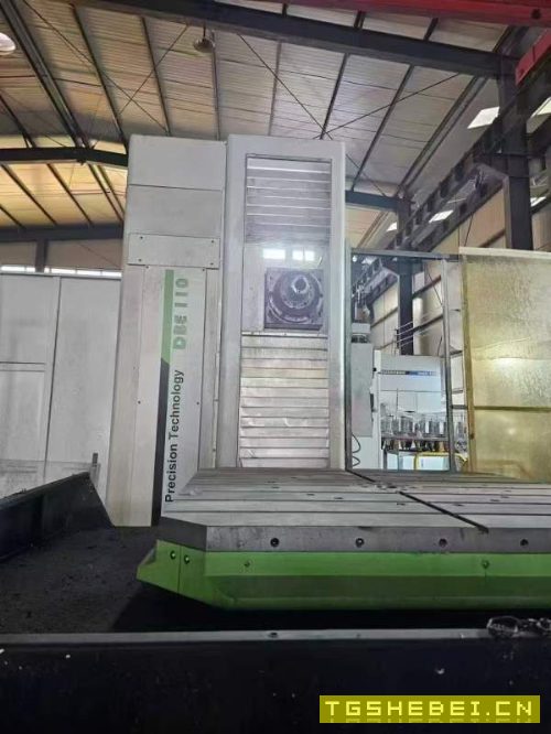 出售9.9成新台湾达佛罗国盛合资大卫DBE110数控镗铣床.
