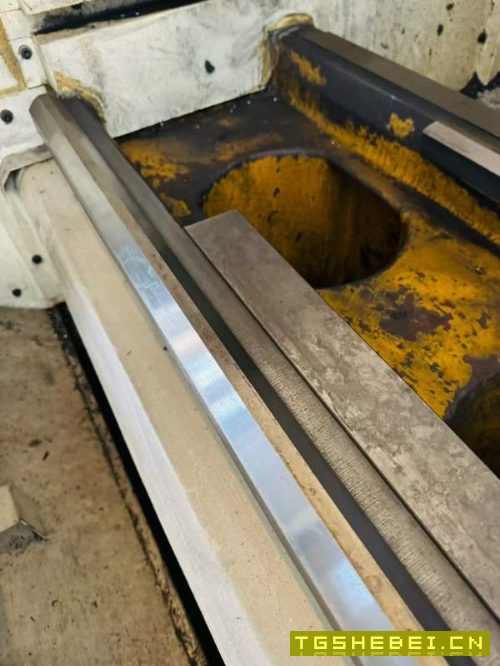 准新机2021年瑞远5201.5米数控车床两台，一台液压卡盘.