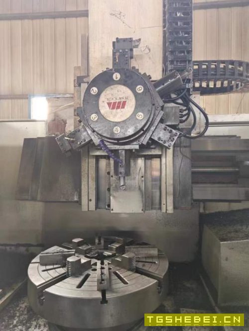 出售两台沈阳数控立车，一台6070，一台8080，机器在位.