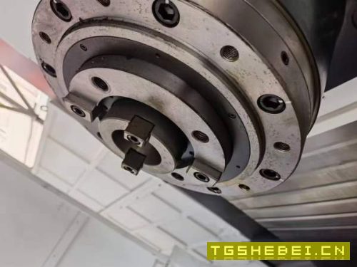 刚刚拿下一台(全新未用)纽威110H数控镗铣床、BT50齿.