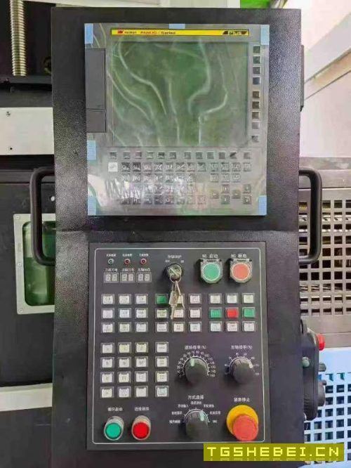 刚刚拿下一台（全新未用）纽威110H数控镗铣床、BT50齿.