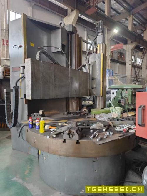 2023年齐二集团CK5126数控立车，直径2.6米，高度1.4米.