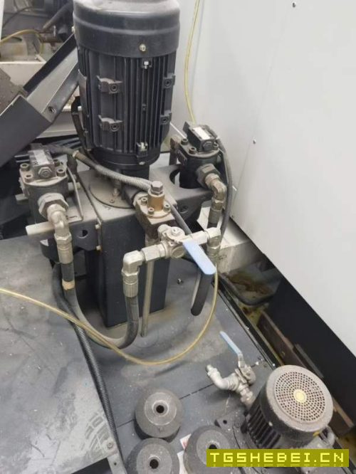 2021年海天精工VMC-1000加工中心，三菱M80系统，主轴.