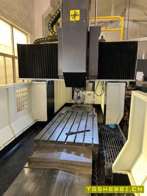 華群H-1250L数控龙门，工作台1100/2000mm，门宽1520mm.
