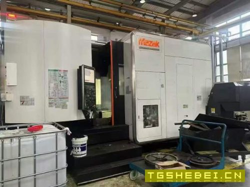 马扎克630五轴复合加工中心三轴行程：142510501050mm.