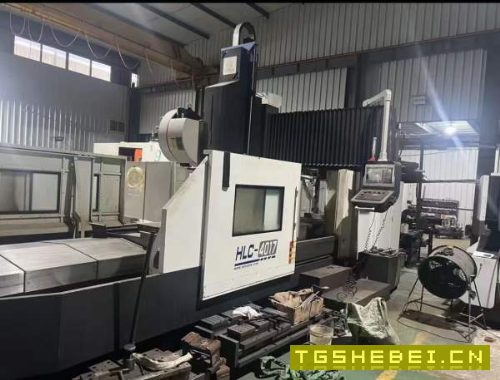 准新机:2022年智班4017龙门加工中心，BT50主轴，台面4.