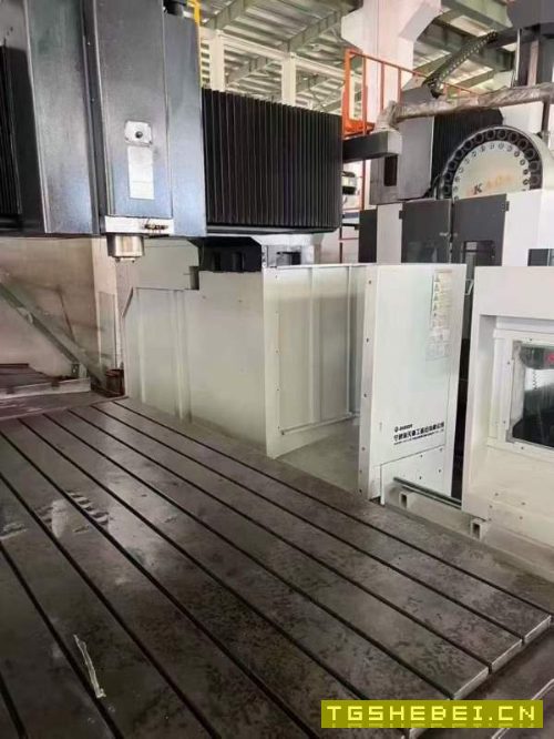 仓库刚过到货18年海天4028龙门加工中心