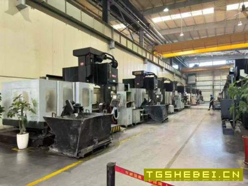 同款20多台。威立2米龙门，工作台1.5x2米。门宽1.7米.