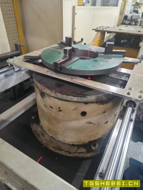 3500一吨卖160T龙门式校直液压机，完好少用。