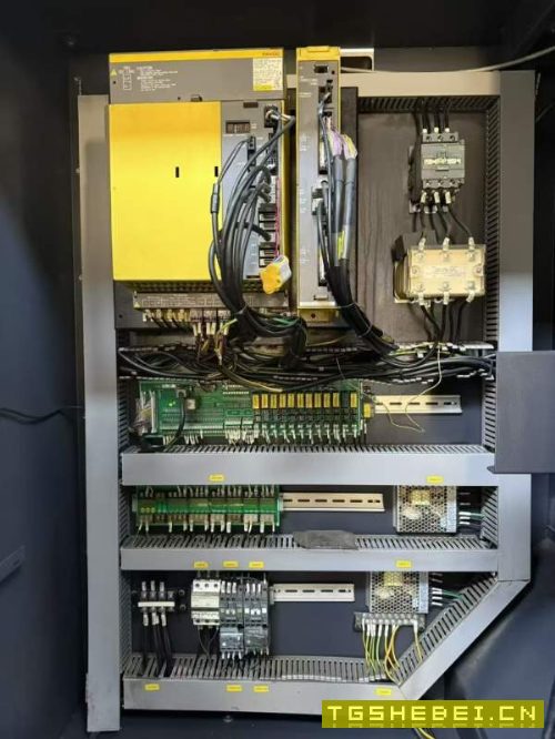 台功855数控铣床,价格便宜,发那科MFplus系统,主轴.