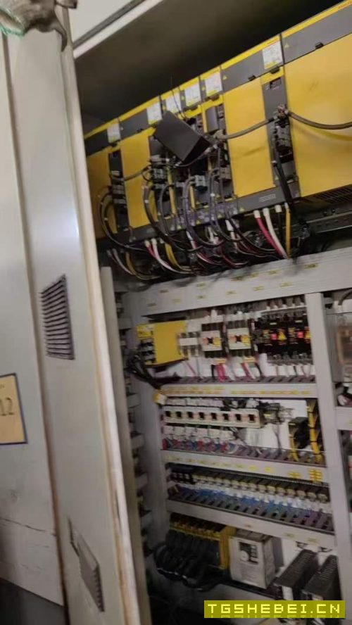 韩国起亚双主轴车削中心SKT200TTSY年份：2012控制类型.