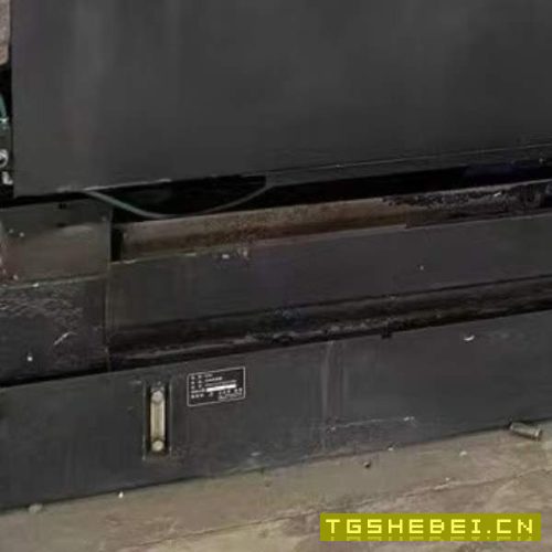 2018年威亚F500加工中心，三轴线轨，发那科系统，bt40.