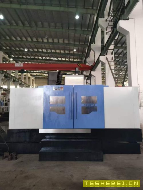 2025年斯可源1814粗框机，机器9.9成新，工作台2000900.