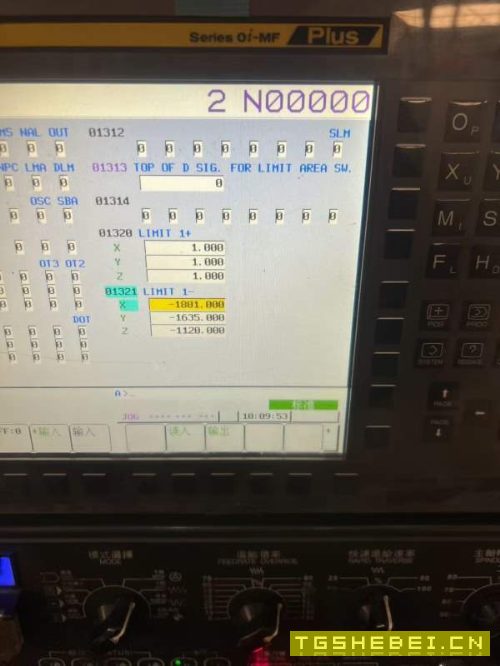 铁正WHY1800数控镗床，工作台800/800，BT50齿轮头，主.
