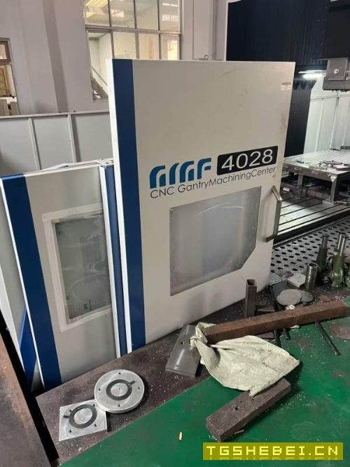 南通国盛4028龙门加工中心，工作台2000/4000mm，门宽2.