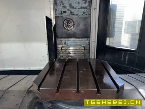 南京四开800单工位卧加，同款两台，2022年出厂，法纳.