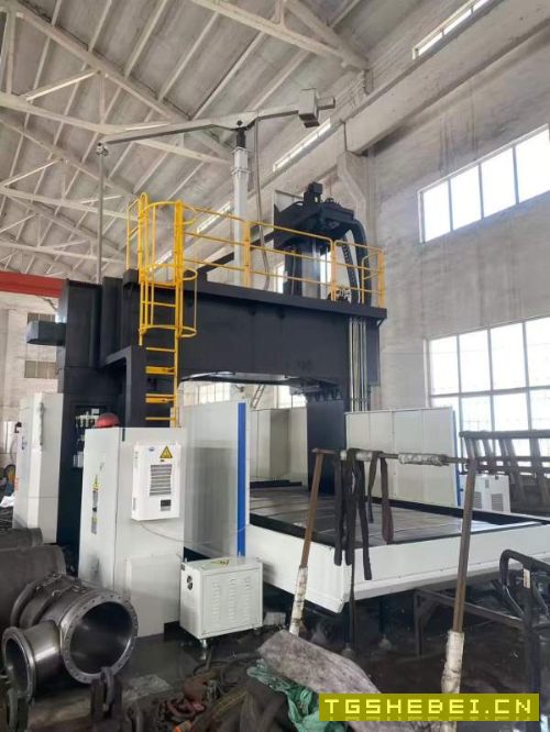 顶配南通国盛4028龙门加工中心，九成新2022年10月设备.