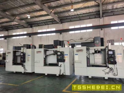 同款三台海天VMC1000L加工中心三菱M80A包系统分体大功.