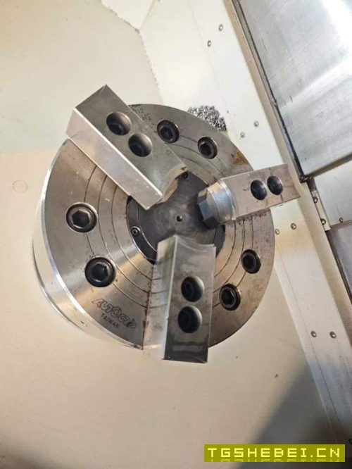 使用几百小时，2023年国盛lHT1031数控车床、发那科Plu.