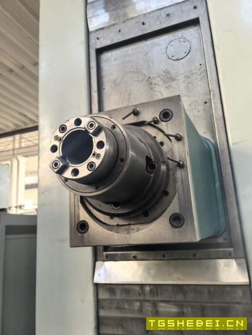 号外号外意大利帕马130高配型数控镗床工作台参数：工.