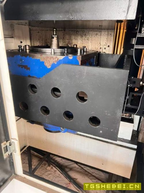 纽威PM3080HZ。工作台3X8米，门宽3.8米，门高1.6米，.