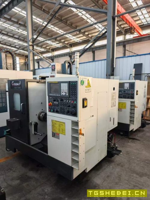 津上M08数控斜车，两台程泰GLS1500数控斜车。