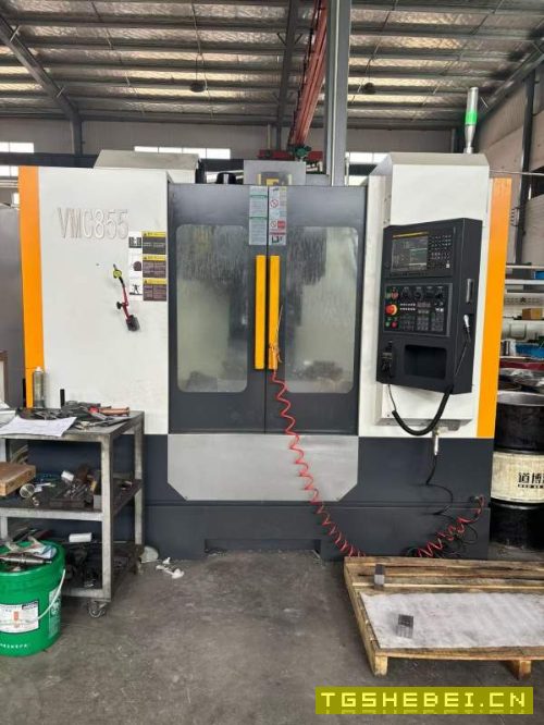 刚刚拿下准新机：2025年10月浙江纳迪克855加工中心，.