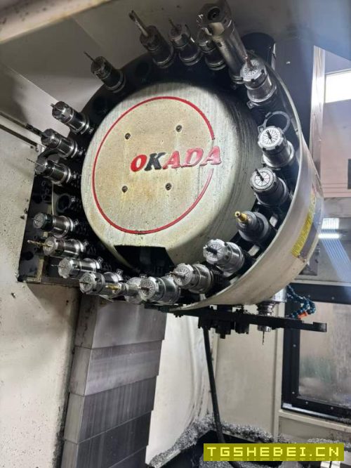 刚刚拿下准新机：2025年10月浙江纳迪克855加工中心，.