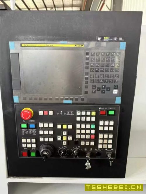 出售2023年斗山LYNX305数控车床、发那科Plus系统、10.